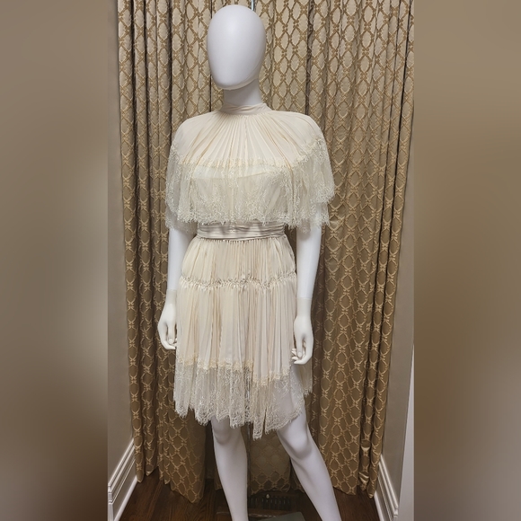 Chiffon size small dress - Picture 3 of 6